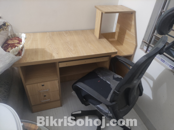 Computer Table